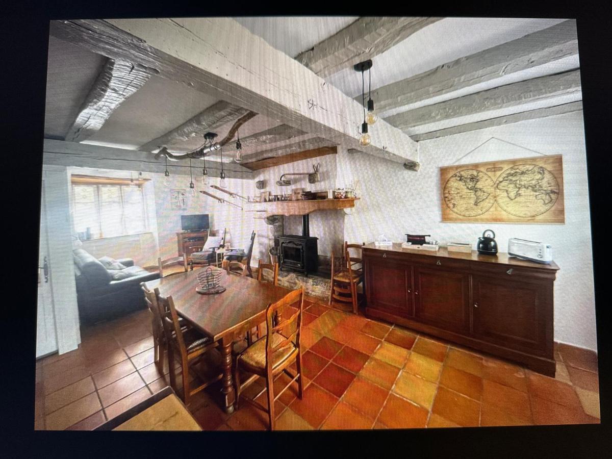 Agreable Maison De Village Au Coeur De Sarrancolin Exteriör bild